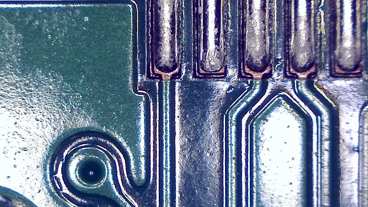 PCB and Electronics Inspection microscopy sample image 12