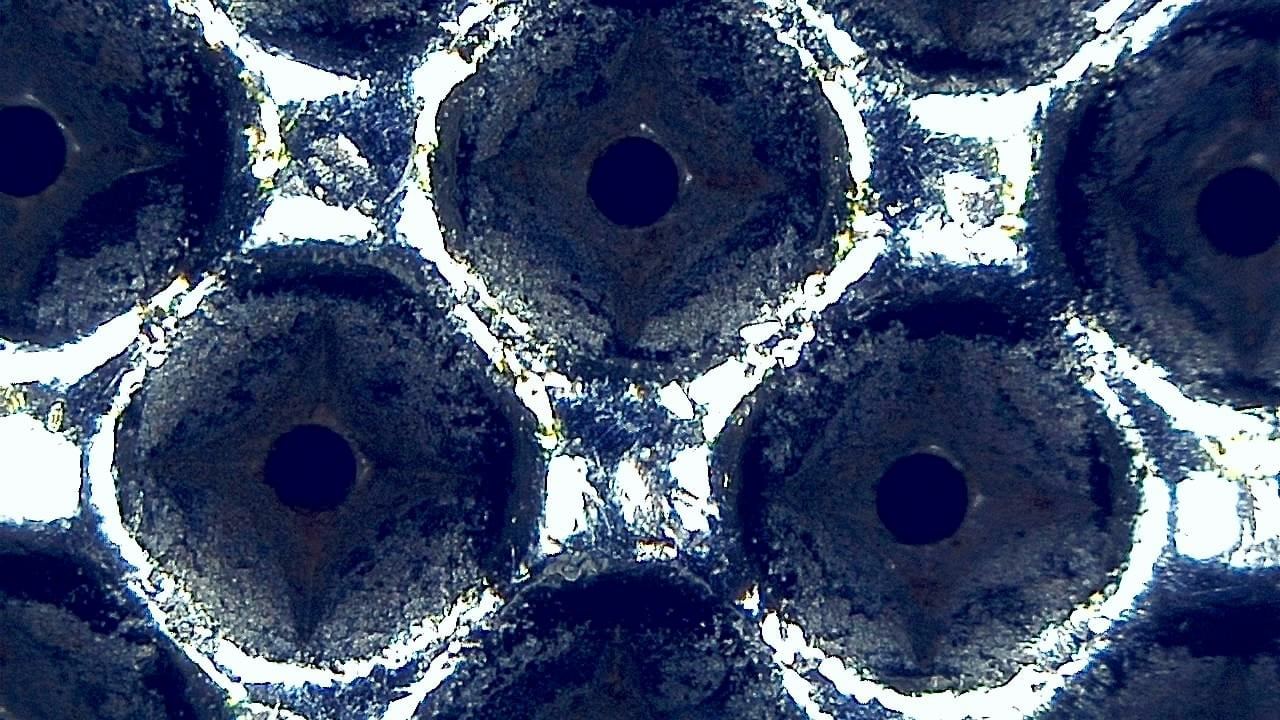 Quality Control and Visual Inspection microscopy sample image 11